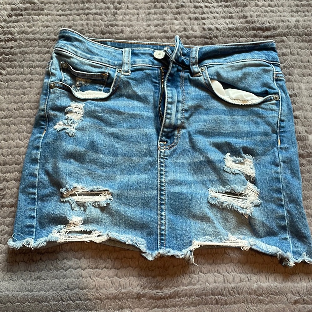 Medium American Eagle jean skirt
